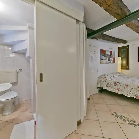 In The Heart Of Biennale Ac Wi-Fi Apartment Venice Exterior photo